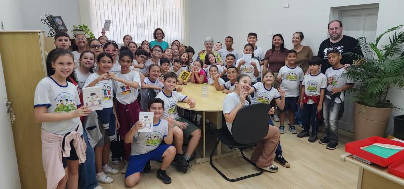 Visita da criana da rede na SME