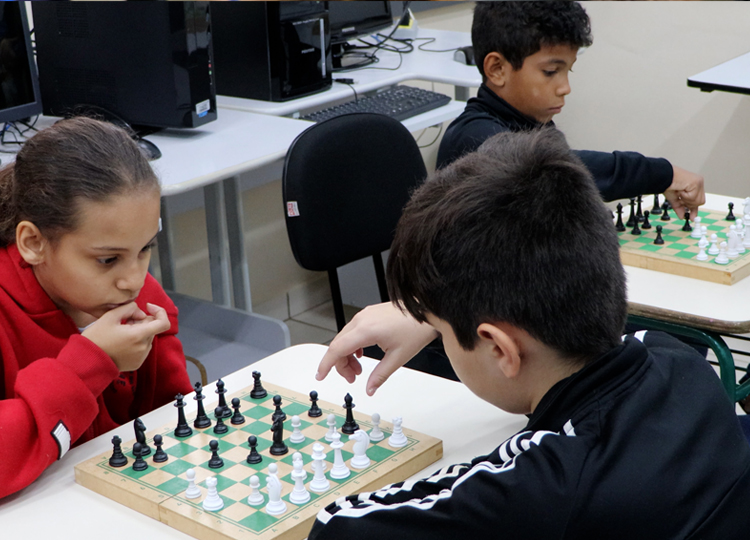 Alunos da rede municipal participam de Campeonato de Xadrez