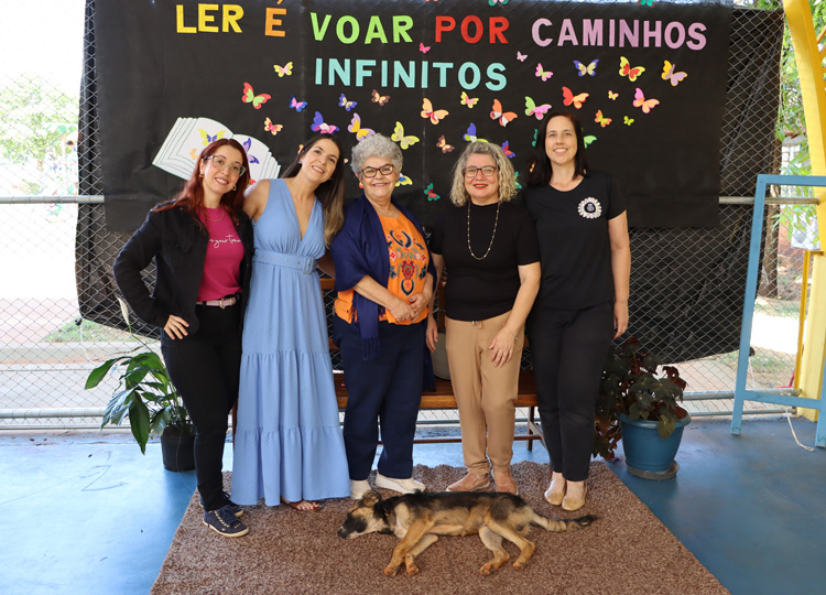 Escola Guiomar Namo de Mello promove cultura e educao com Mostra de Arte e Literatura