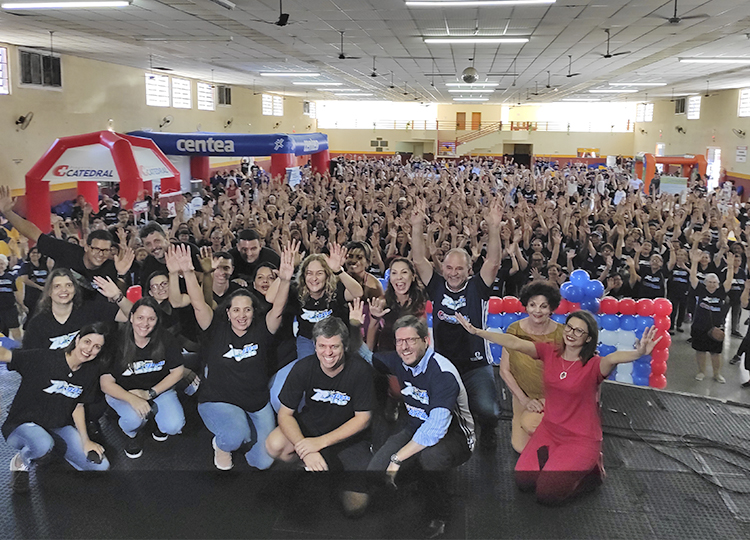 Sade realiza evento com 500 integrantes do programa Agita Assis