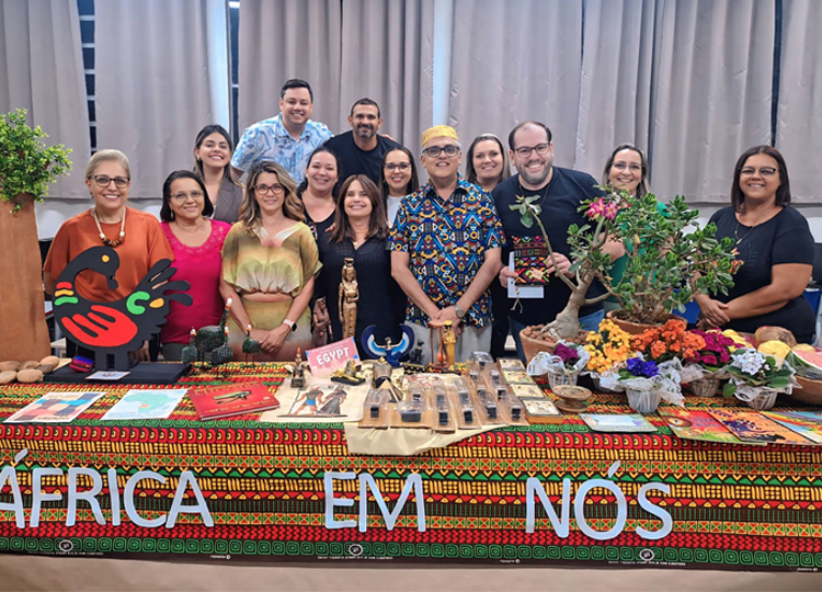 EMEIF Prof. Firmino Leandro celebra a diversidade com a II Mostra de Arte e Literatura sobre Cultura Afro-Brasileira