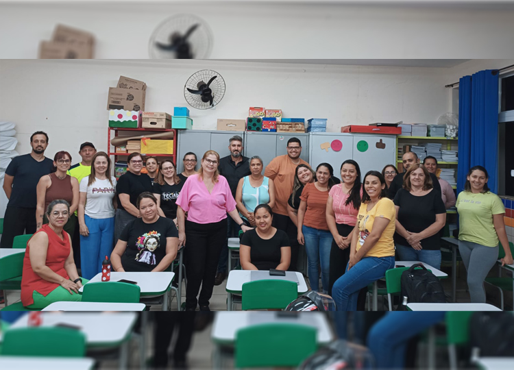 EMEIF Coraly Jlia promove palestra formativa sobre Educao Especial e Inclusiva