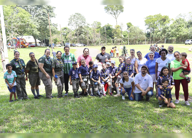 Ncleo de Atendimento Educacional Especializado  Golfinho realiza celebrao inclusiva e emocionante