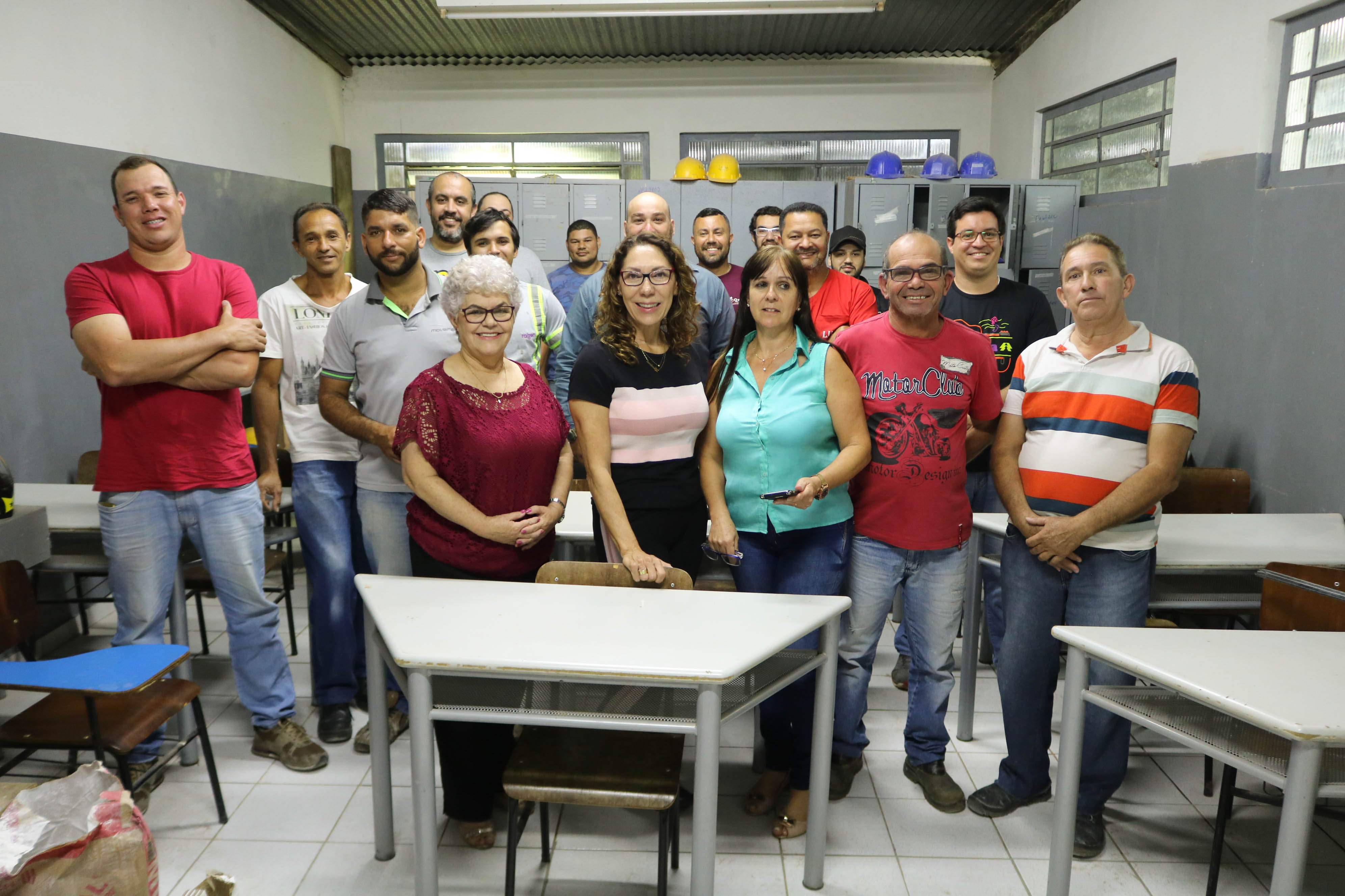 Visita a Escola Municipal de Ensino Profissionalize de Assis