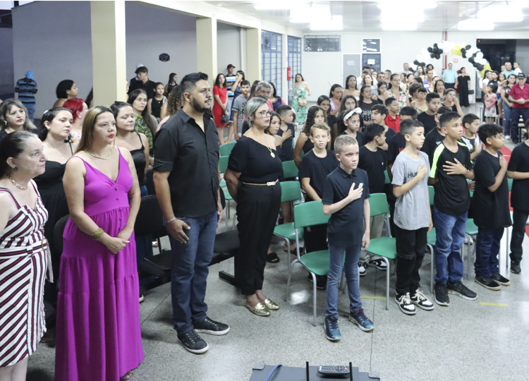 Formatura dos 5 Anos EMEIF Prof. Nsia Mercadante do Canto Andrade