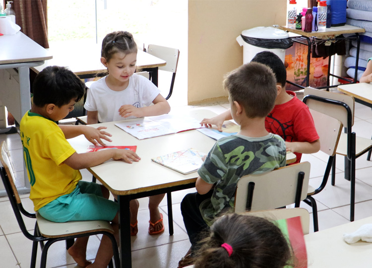 Secretaria da Educao celebra o retorno s aulas