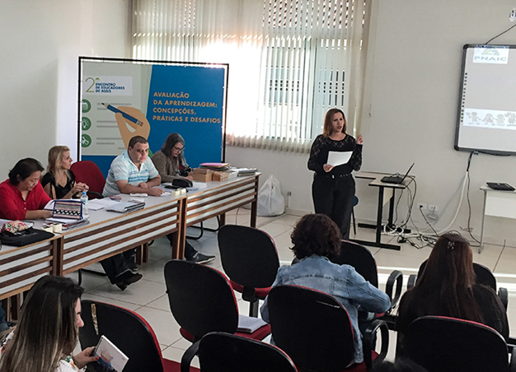 Professores de Educao Infantil e Ensino Fundamental participam da ltima formao continuada do PNAIC