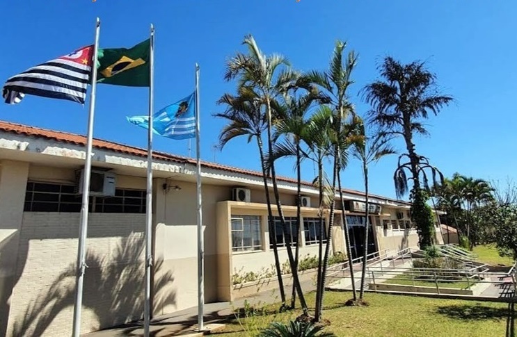 CONVOCAO DE CANDIDATOS CLASSIFICADOS NO PROCESSO SELETIVO PARA AUXILIAR DE ORGANIZAO ESCOLAR II